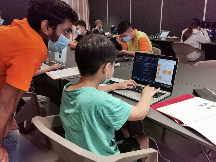 Program BBW – Web Development with EduBlocks - Learn web design and development using HTML, CSS, and EduBlocks